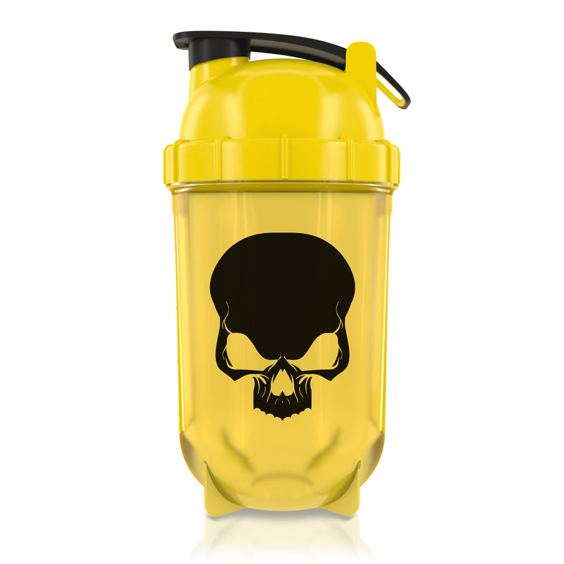 Load image into Gallery viewer, Shaker WARCRY® 500ml Yellow - Made from durable Tritan with a 500ml/16oz capacity, this BPA-free shaker provides a safe and healthy way to enjoy drinks. Its smart design features a leak-resistant lid to prevent spills.
