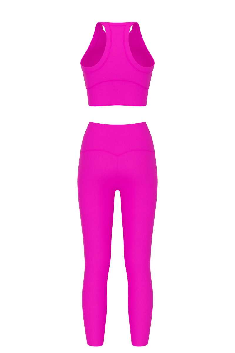 Load image into Gallery viewer, WARCRY® Fitness Set Pink - Sports bra and leggings set, crafted from premium materials for optimal elasticity and superior comfort.